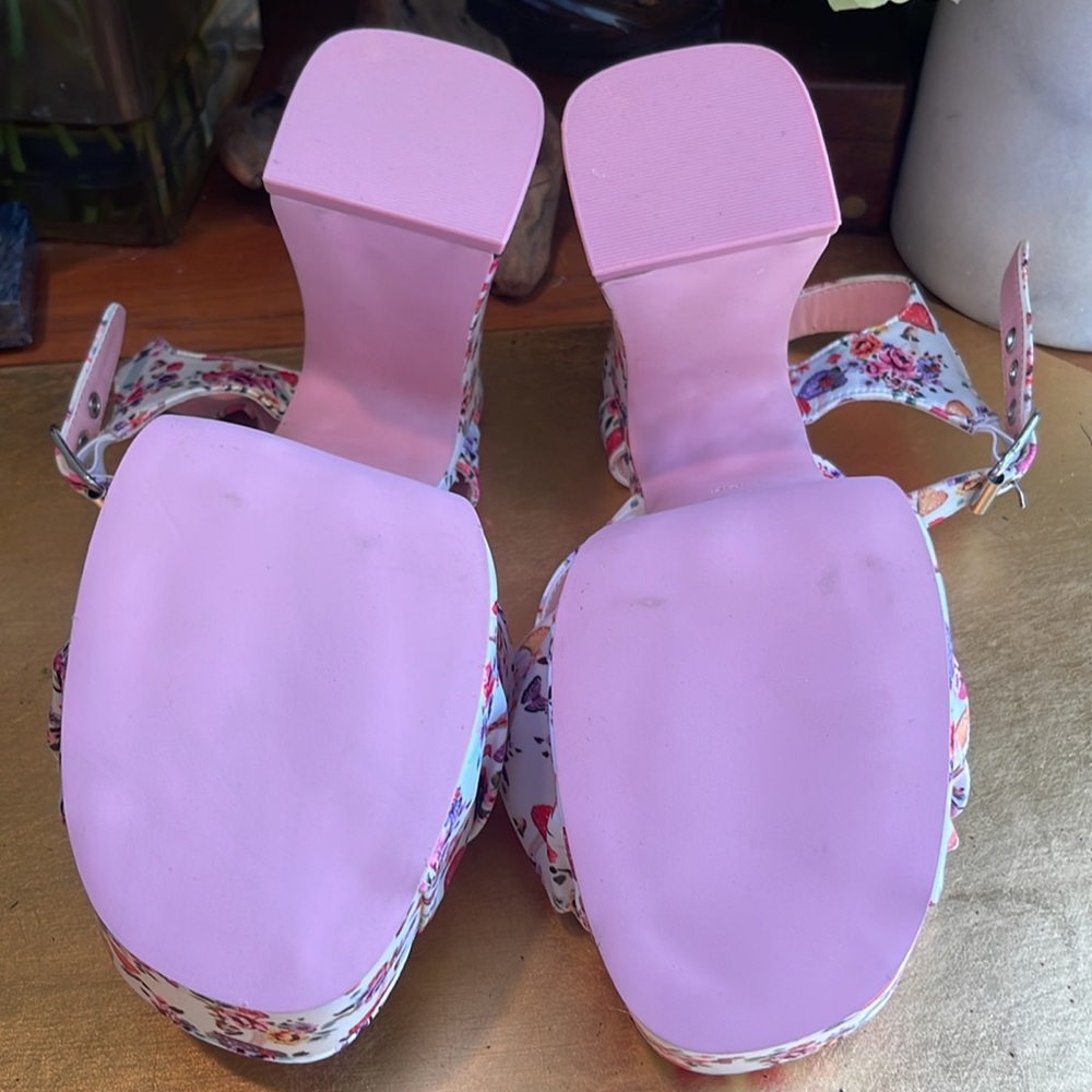 NWOT! Sugar Thrillz “Totally Buggin’” Platform Heels - Picture 13 of 16